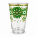 Groen-gouden theeglas met geometrisch rozetpatroon